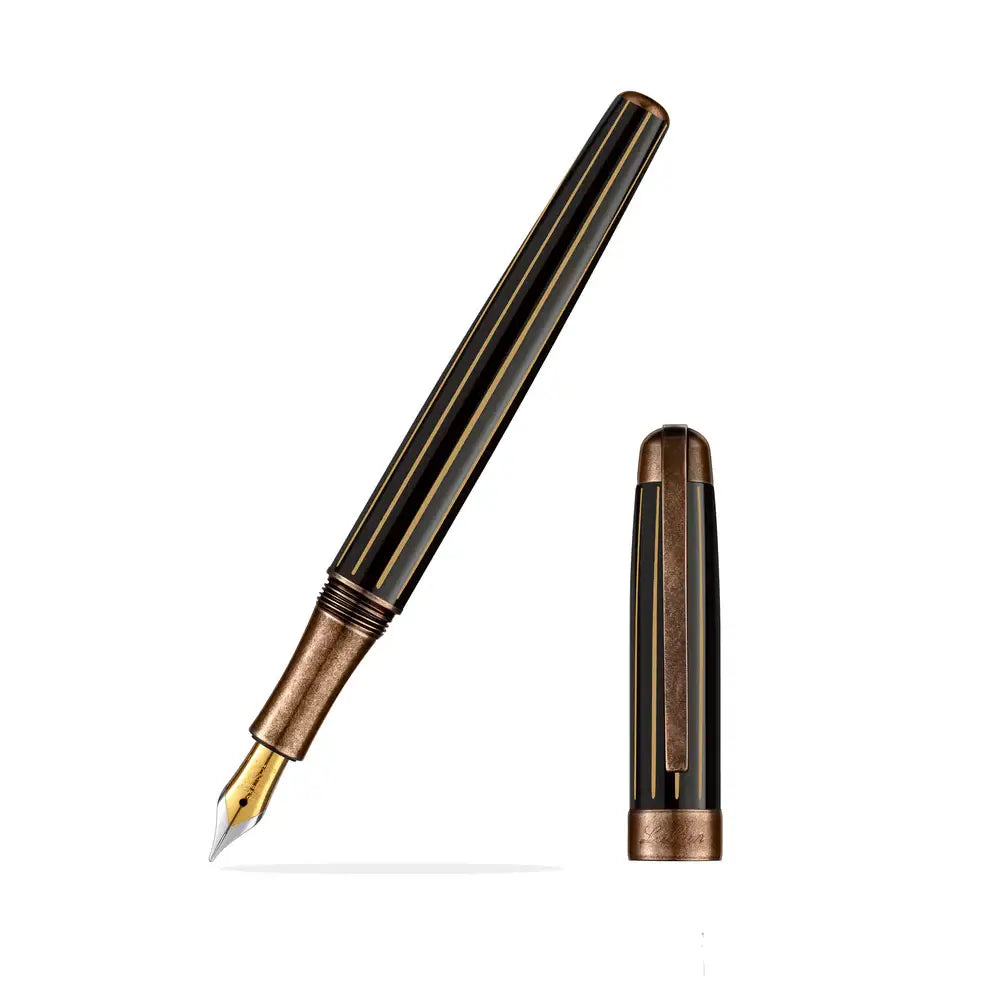 Laban Antique II: Gun Metal / Fine